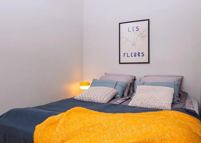 Downtown Free Wi-fi Location Apartment